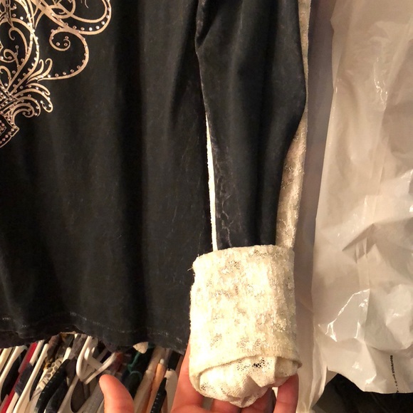 EUC Affliction long sleeve top - Picture 4 of 4